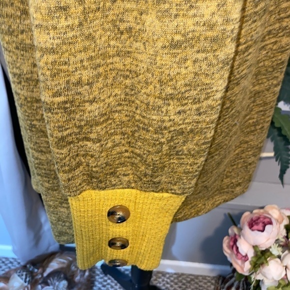 New York Laundry GUC XL Cowl Neck Button Detail Darker Mustard Yellow Sweater - Picture 6 of 14